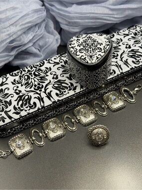 Brighton Silver Galadriel  Bracelet with  Ring in tins #35SET